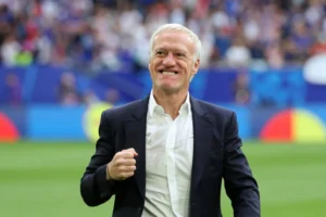 Deschamps Tán Dương Học Trò