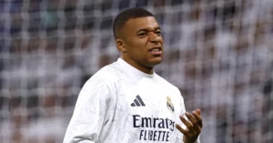 Mbappe Vắng Mặt Trong Trận Mở Màn